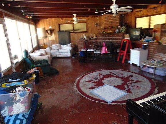 4th image of 739 Santa Isabel Dr