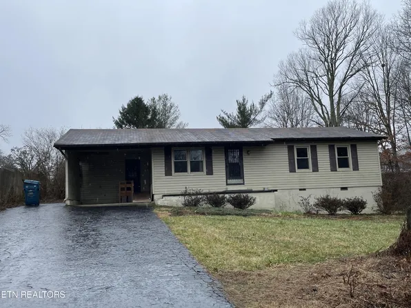 43 Prentice St, Crossville, TN 38555