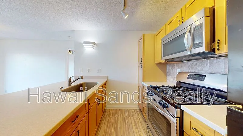1 bed, 1.0 bath, 527 sqft, $2,975 — Photo 4