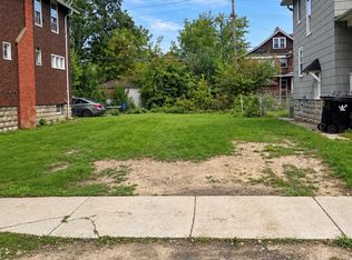 5396 Seneca St, Detroit, MI 48213