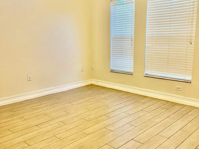 1612 Muir Cir — Photo 11