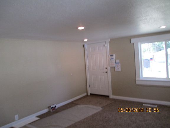 4th image of 2129 E 9th St