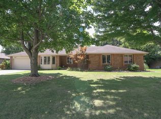 2268 W Arlington St, Springfield, MO 65810