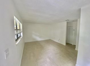 2207 Jackson St #105, Hollywood, FL 33020