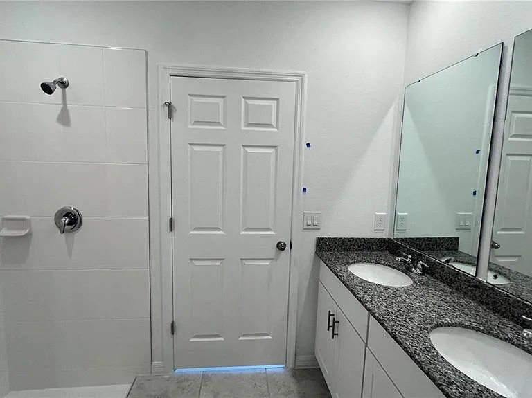 3185 Viceroy Ct — Photo 17