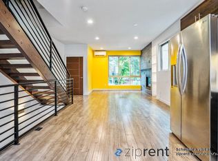 9607A Roosevelt Way NE #A, Seattle, WA 98115