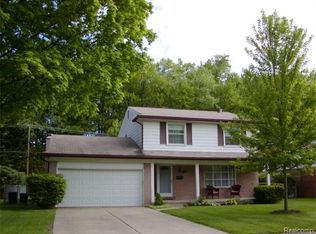 14553 Maisano Dr, Sterling Heights, MI 48312