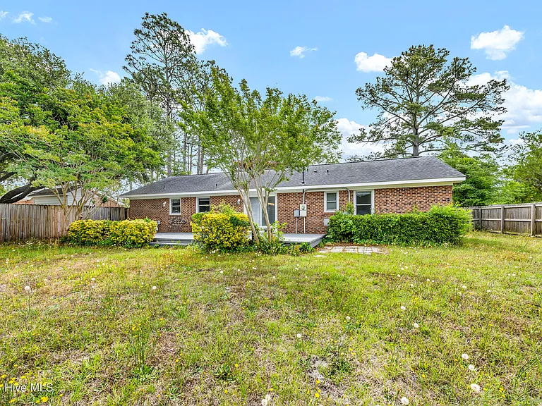 917 Wordsworth Dr — Photo 20