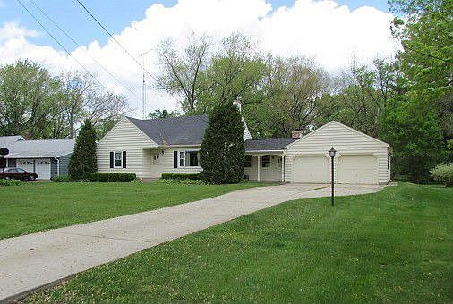 1st image of 2519 White Oaks Dr