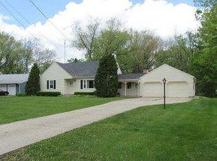 2519 White Oaks Dr, Beloit, WI 53511