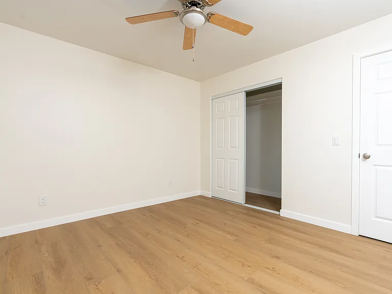 4824 Rolando Blvd — Photo 22