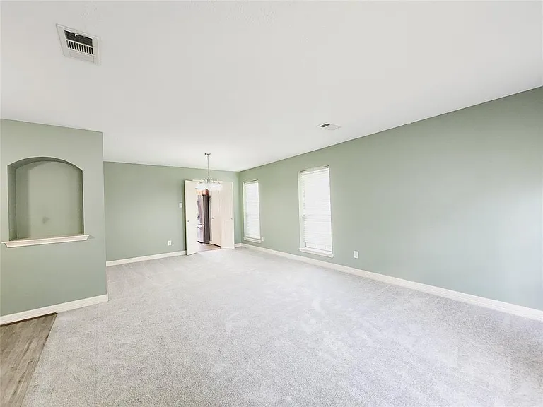 3115 Astor Ct — Photo 4