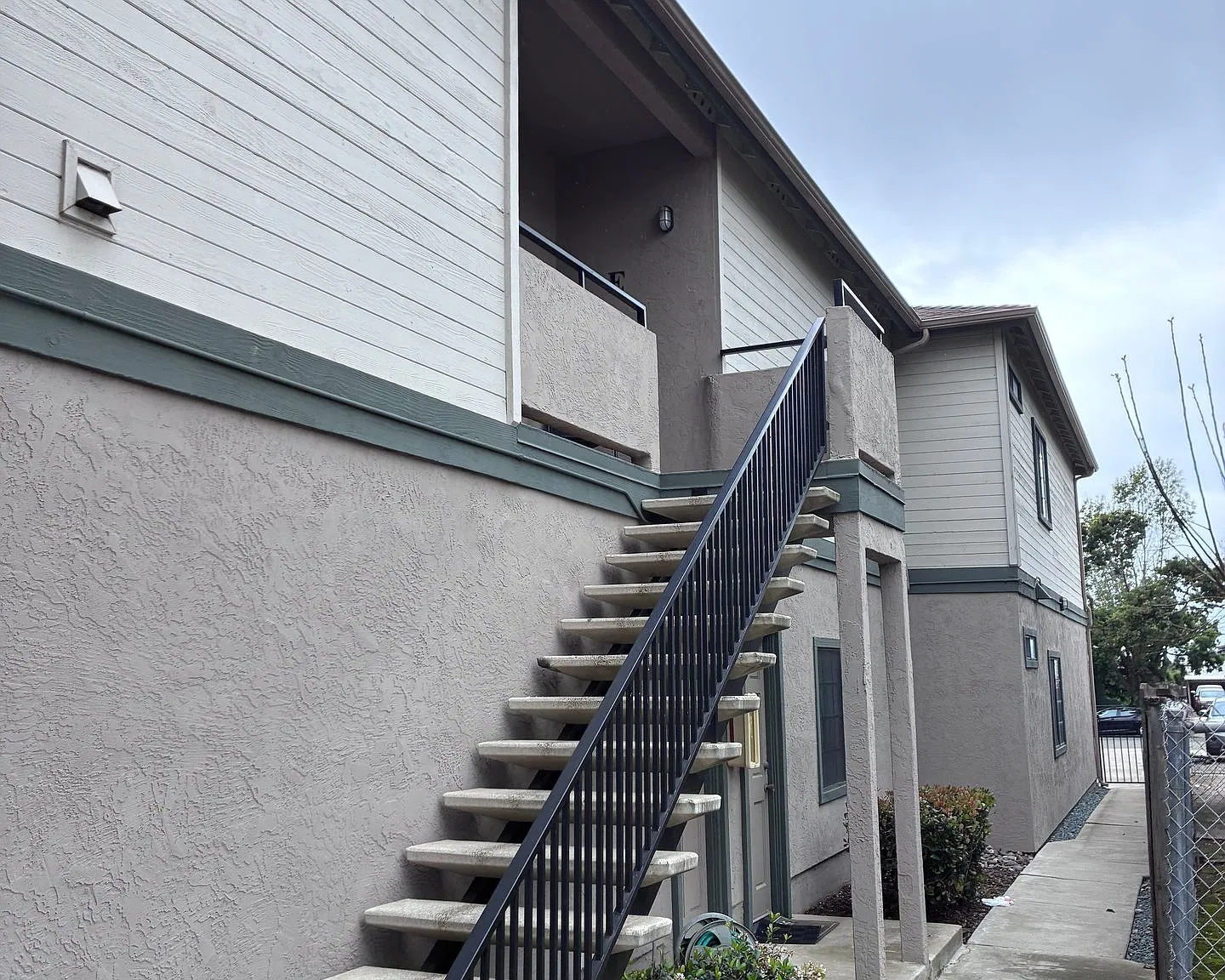 535 Glover Ave — Photo 4