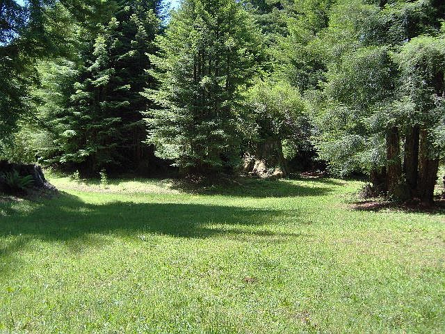 1st image of 0 Creekside Ln