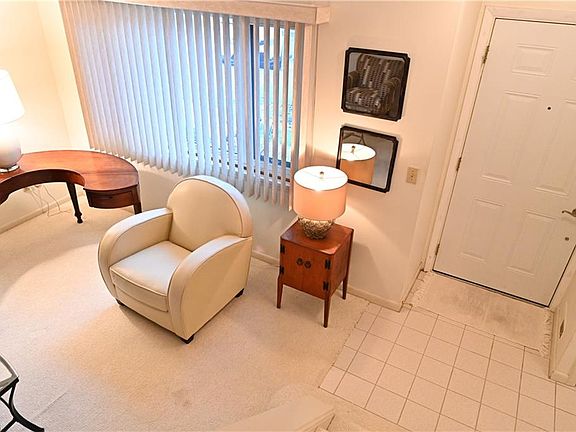 5th image of 4300 Hyde Park Unit 3