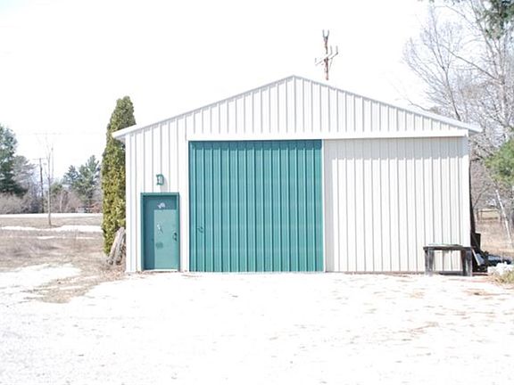 3rd image of 7101 Cherry Ave