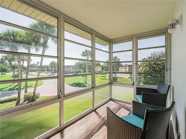 76 Royal Oak Drive #205, Vero Beach, FL 32962