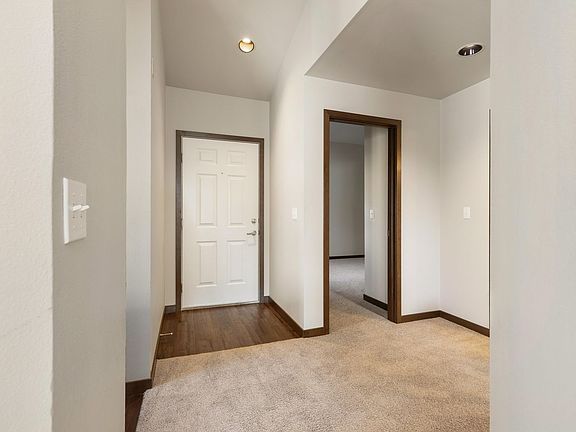 4th image of 12118 SE 31st St #E301