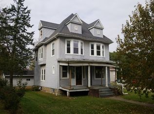 201 S Division St, Montour, IA 50173