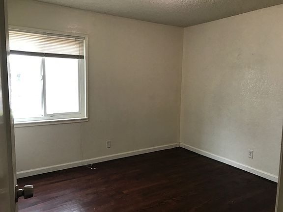 2nd image of 5811 N El Dorado St