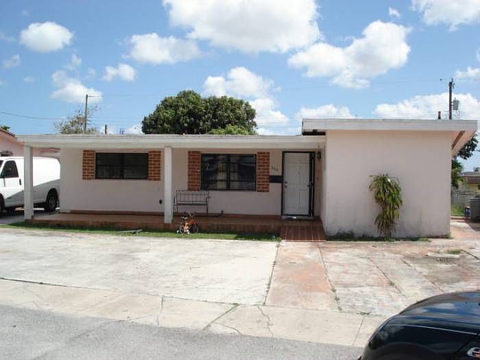 EXTERIOR TO BE UPDATED