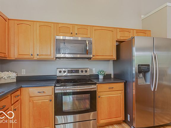 3rd image of 11798 Langham Crescent Ct