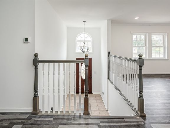 5th image of 7728 Lee Dr
