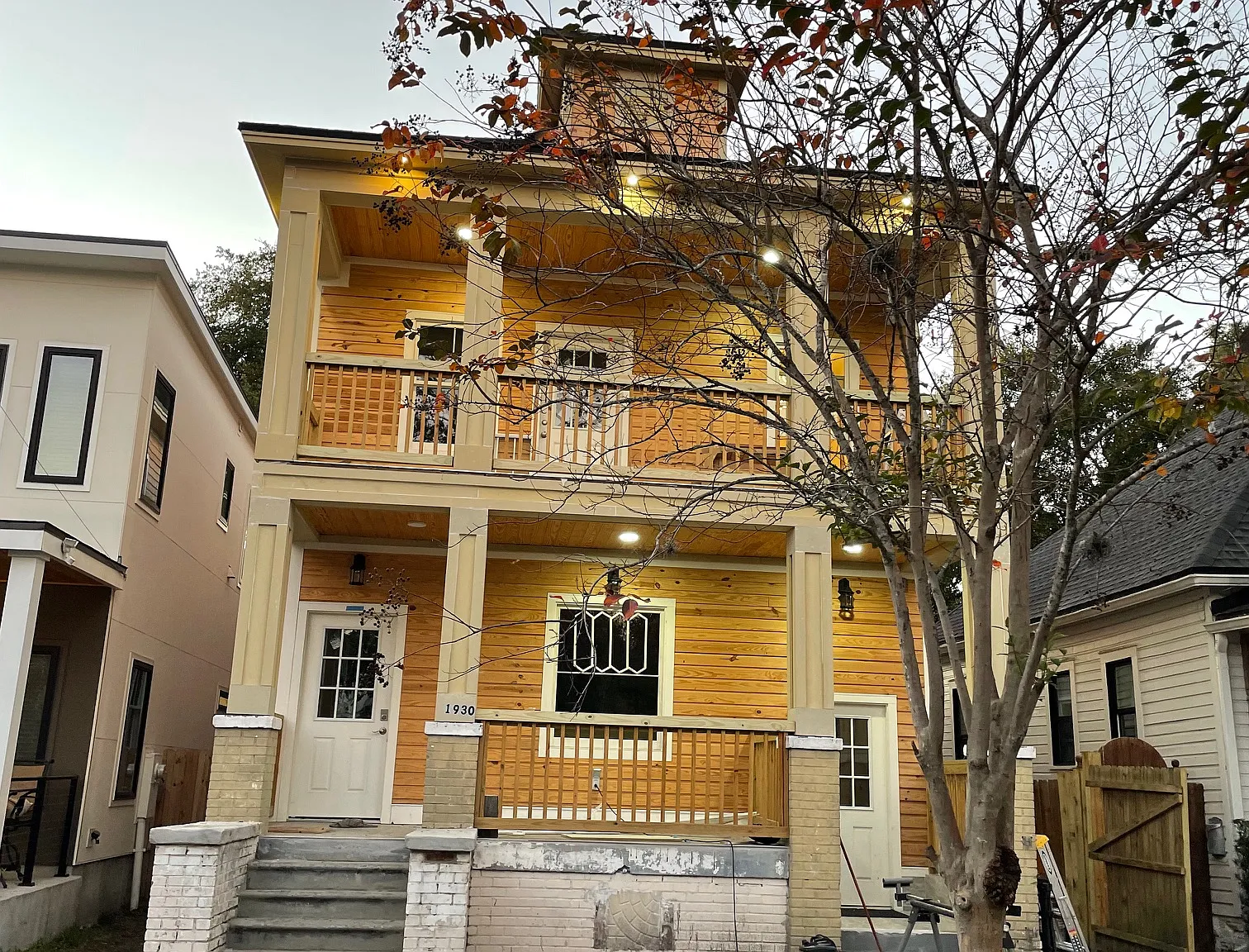 1 bed, 702 sqft, $990 — Photo 1