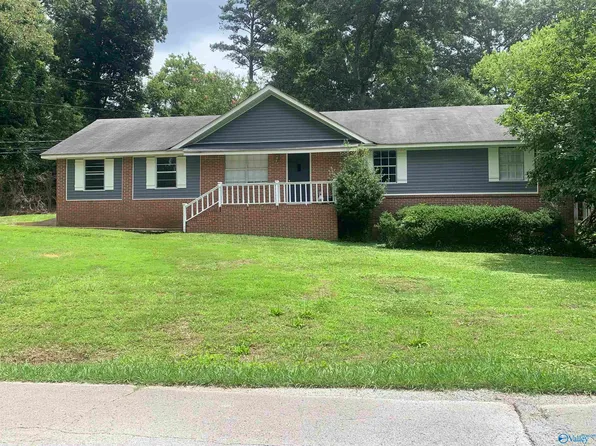 3501 Pine Ridge Rd, Scottsboro, AL 35769