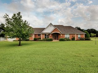 9443 Daisy Ln, College Station, TX 77845