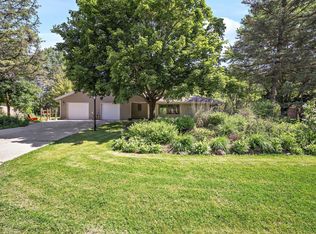 5030 S Brookdale Dr, Greenfield, WI 53228