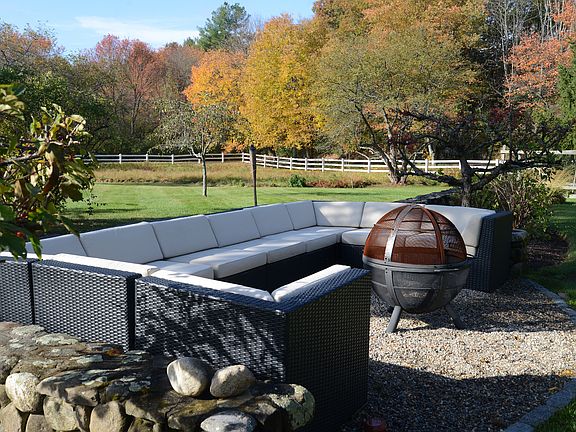 the outdoor living room