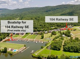 104 Railway Ln SE, Huntsville, AL 35803