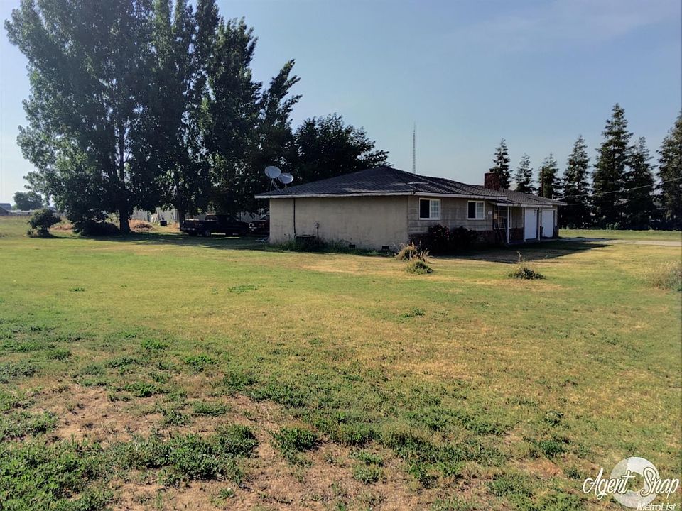 2nd image of 3901 S Soderquist Rd
