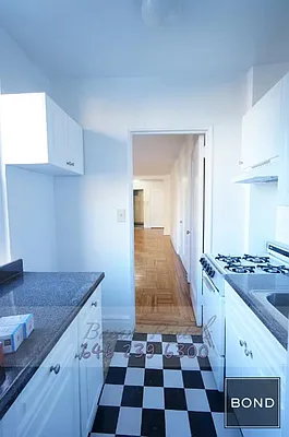 Rented by Bond New York | media 27