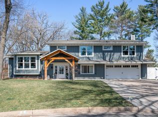 239 Nichols Ct, Shoreview, MN 55126