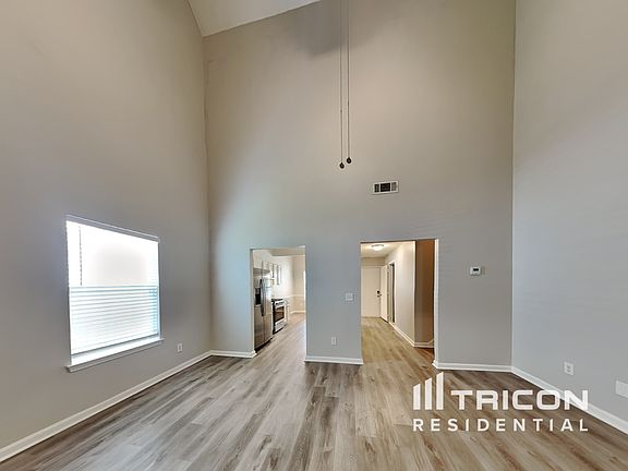 4th image of 2605 Thunder Basin Way