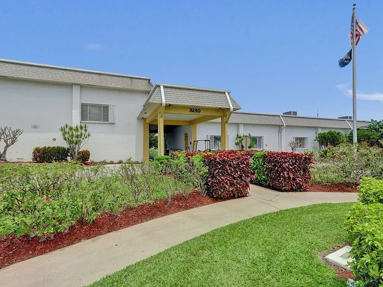3120 Cynthia Ln #207 — Photo 31