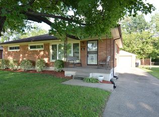 3413 Heatherfield Dr, Shively, KY 40216