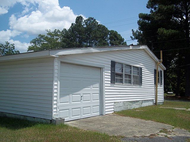2nd image of 304 S Center St