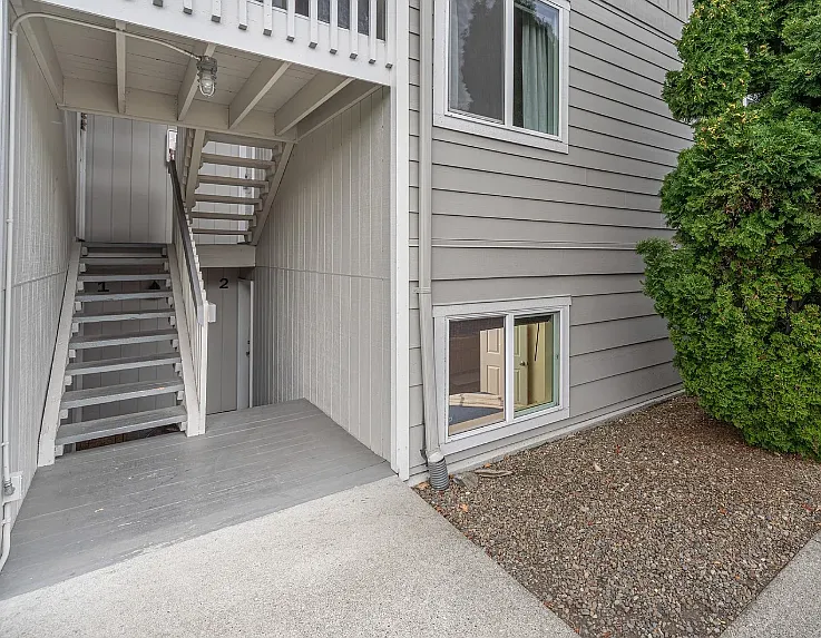2 bed, 588 sqft, $1,600 — Photo 2
