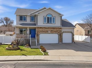 2293 W August Farms Cir, West Valley City, UT 84119