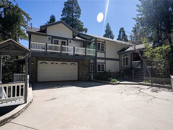 3rd image of 683 Maxson Dr