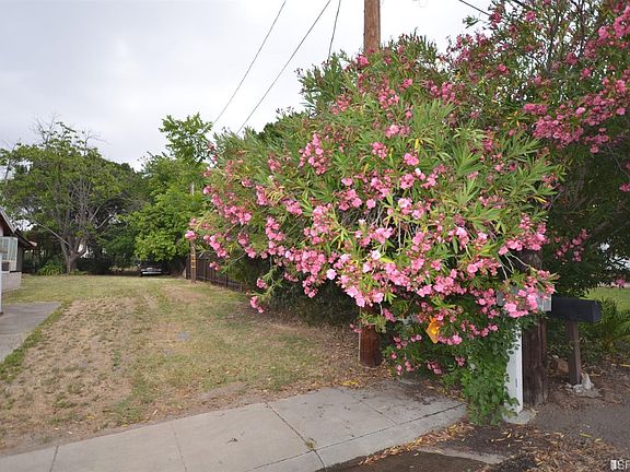 5th image of 936 Lawton Ave
