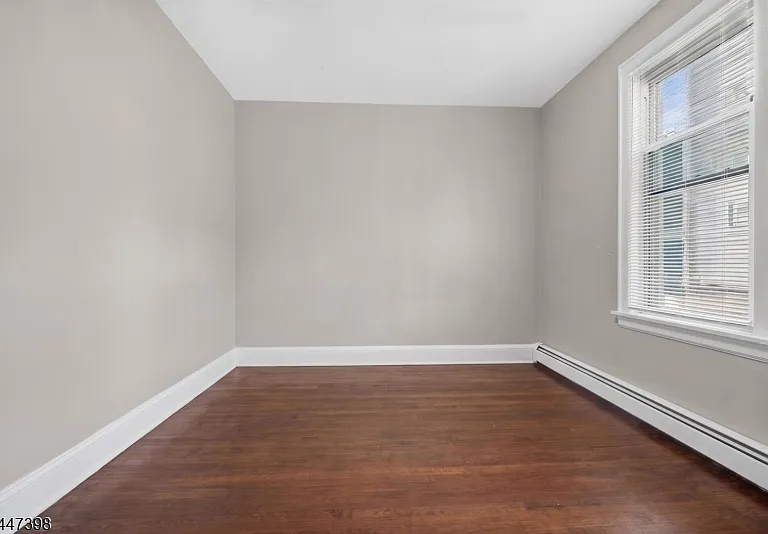 147 N 15th St #1 — Photo 12