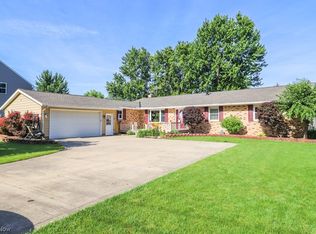 3122 Moon Rd, Avon, OH 44011
