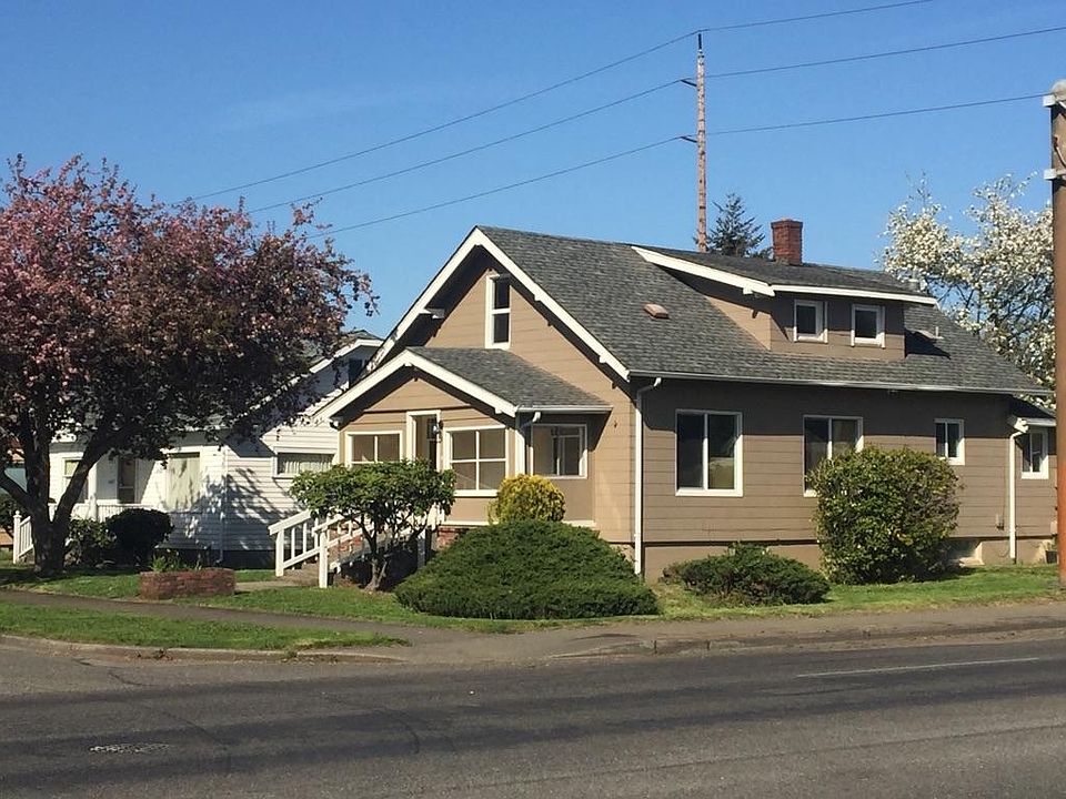 2nd image of 3737 S Ainsworth Ave
