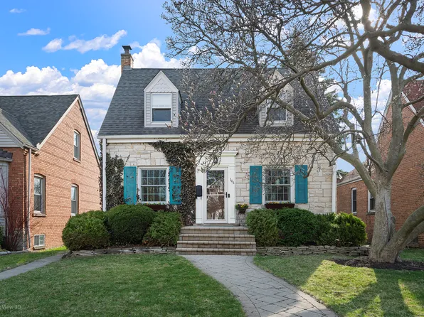 105 N Lincoln Ave, Park Ridge, IL 60068