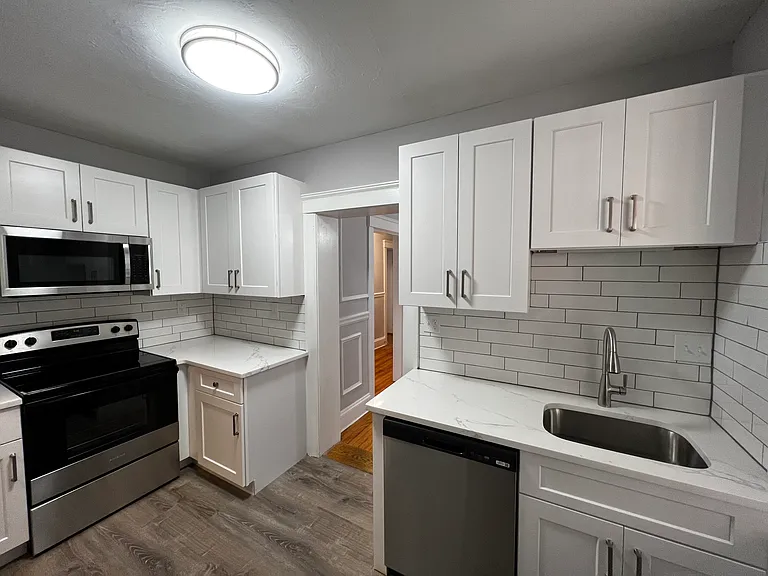 3 Bowdoin St — Photo 1