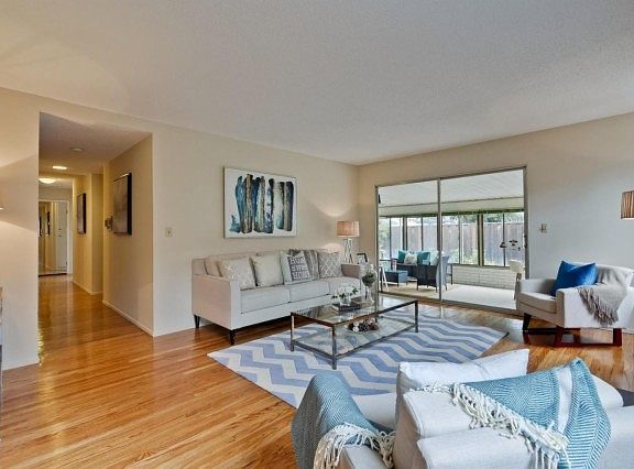 5th image of 5840 Ixias Ln
